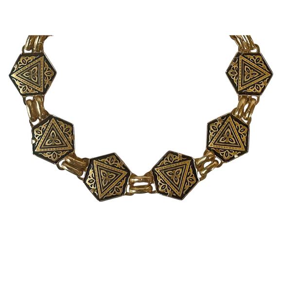 1960s Signed ia Gold Plate Spanish Damascene Hexagon Etched Design Link Bracelet - Picture 2 of 4
